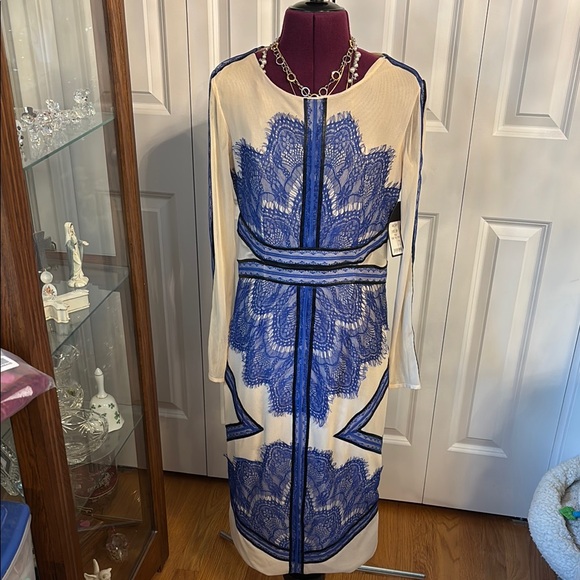 AKIRA Dresses & Skirts - AKIRA Sheath Sleeveless Cocktail Dress